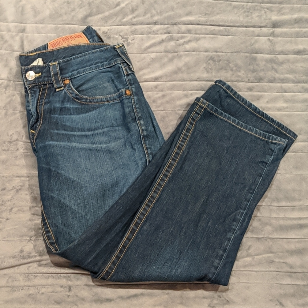 True Religion straight leg w/white stitching 34 30